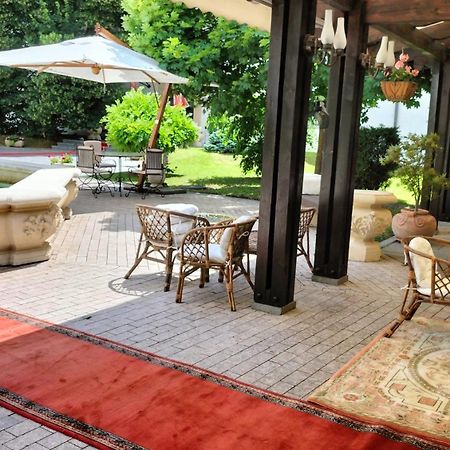 Hotel Medieval Alba Iulia Bagian luar foto