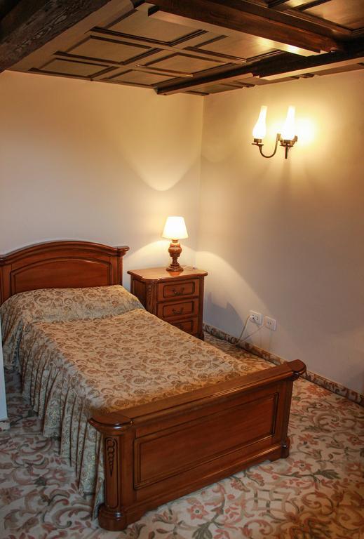 Hotel Medieval Alba Iulia Ruang foto